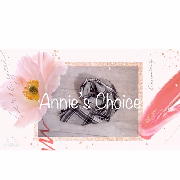 ZARA Women's Plaid Scarf:Grey - Picture 6 of 6